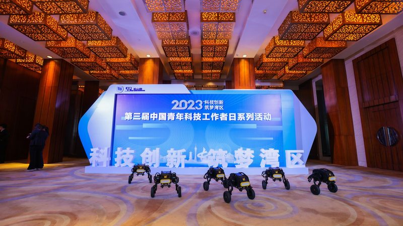 知识图谱：构建智慧企业的新引擎